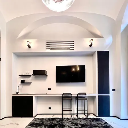 Romantic Aureliana *